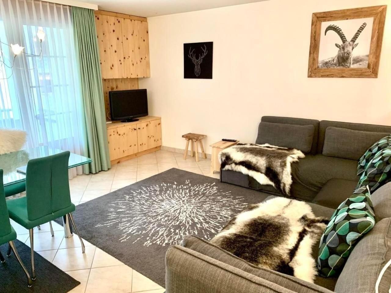 Ferienwohnung Gian, Zentral Mit Garagenstellplatz Davos Exterior foto