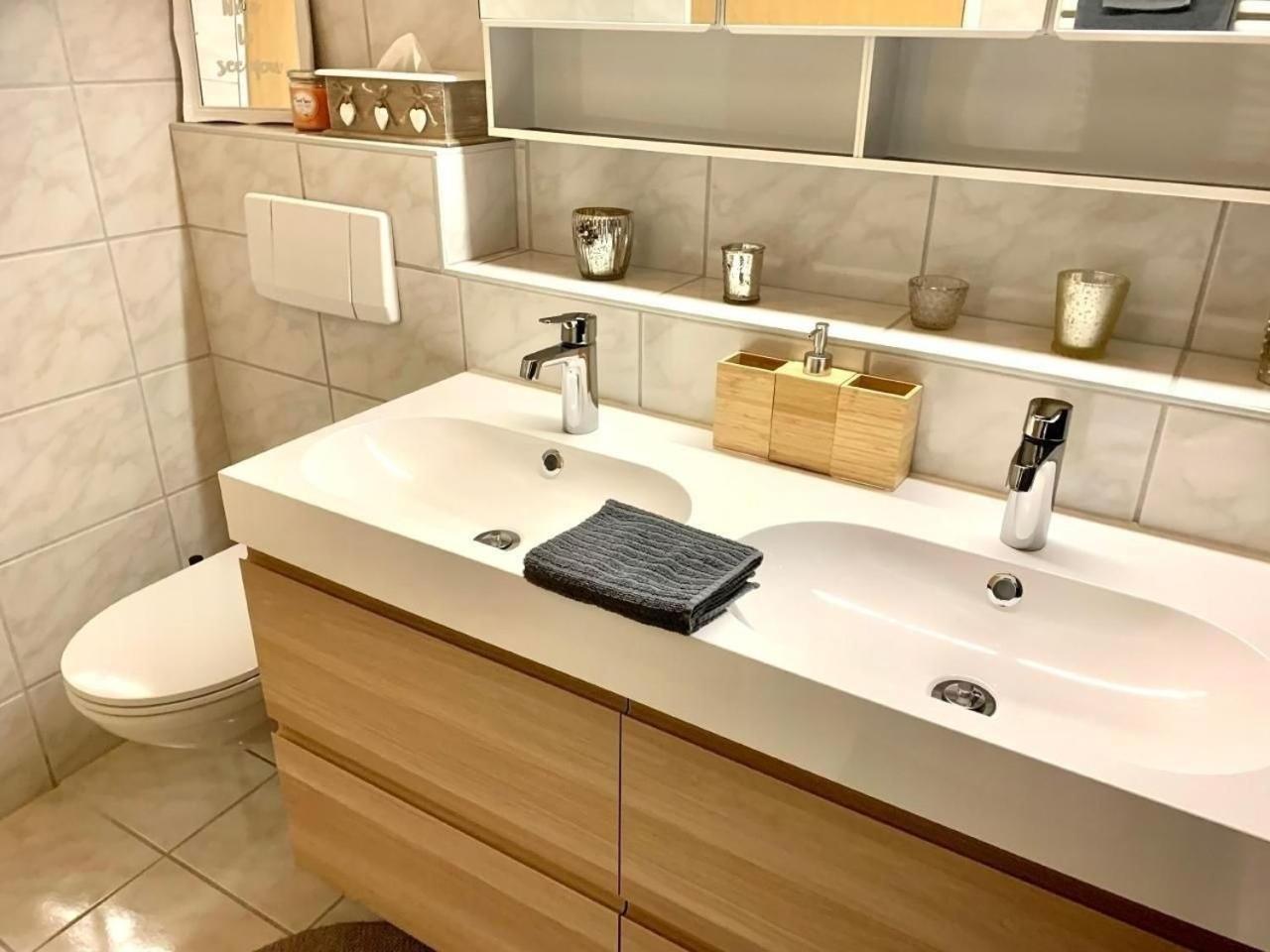 Ferienwohnung Gian, Zentral Mit Garagenstellplatz Davos Exterior foto